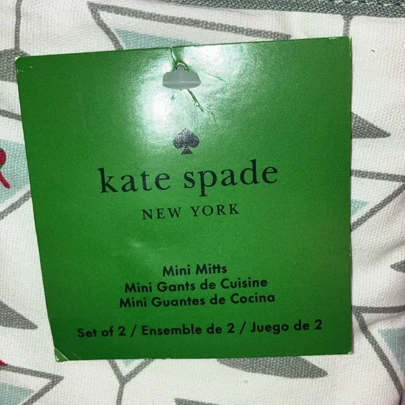 Kate Spade NWT 2 Gray and White Martini Print Oven Mitts - Picture 3 of 9